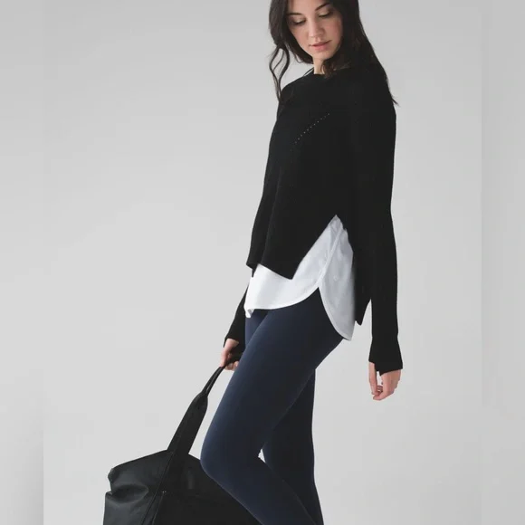 🍒 CHIC + COZY!! 💜 EUC Lululemon Seva Sweater | Sz 6 | Black Cherry | Retail $106 - Picture 12 of 14